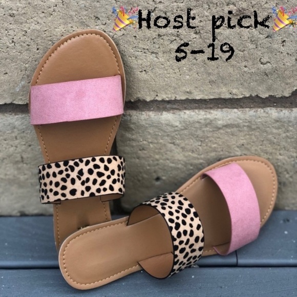 🎊HOST Pick 5-19🎊Pink and Leopard Print Strap Sandals - Picture 1 of 7